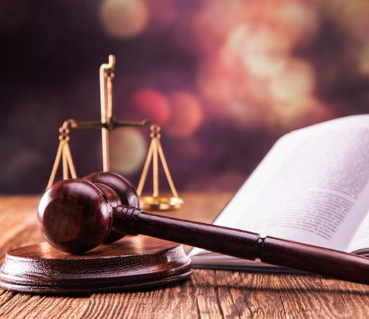 مدي سريان أحكام قانون الخدمة المدنية علي العاملين بالنيابة الإدارية